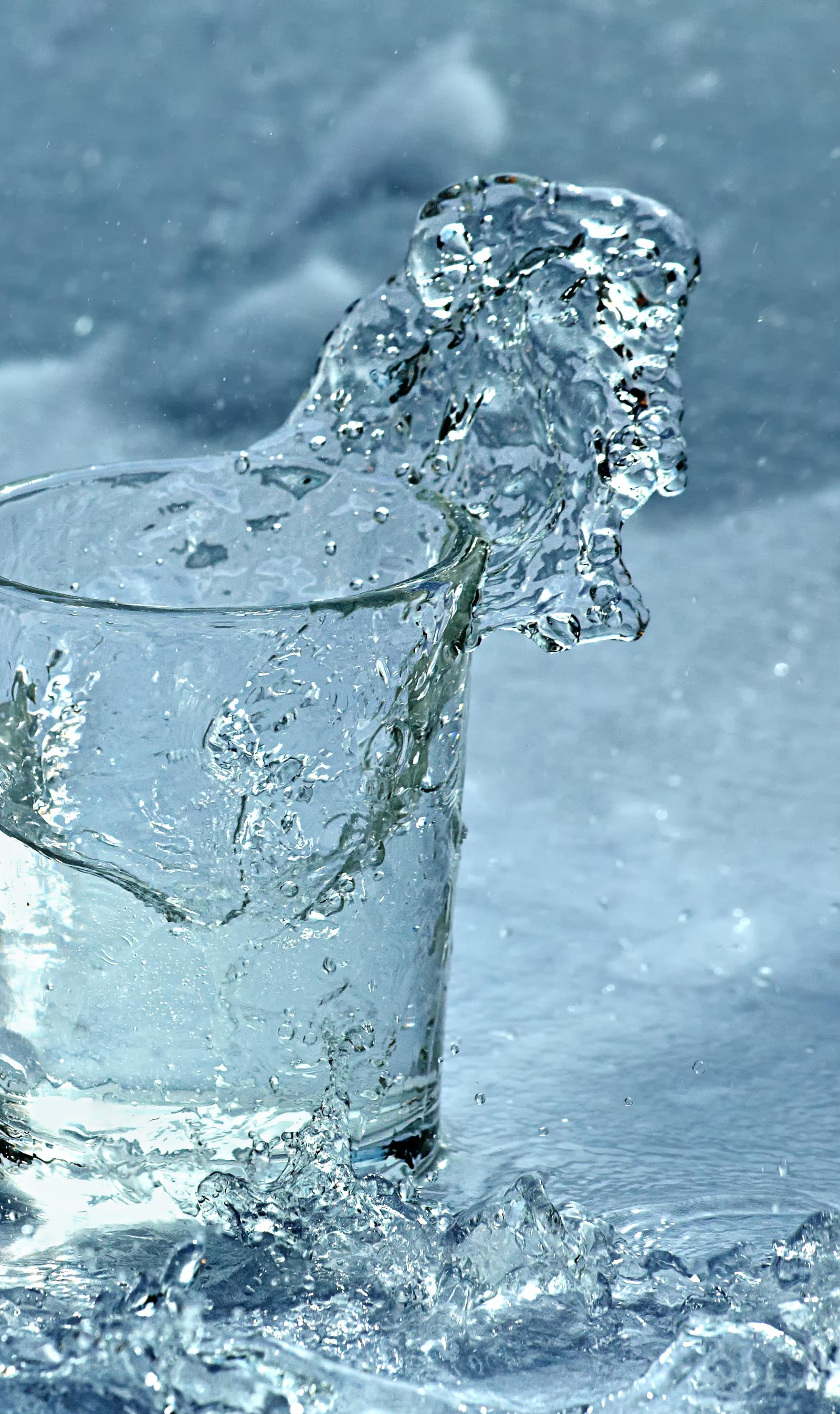 Salem's Water Plan Raises Rates for Small Users, Cuts Commercial Bills